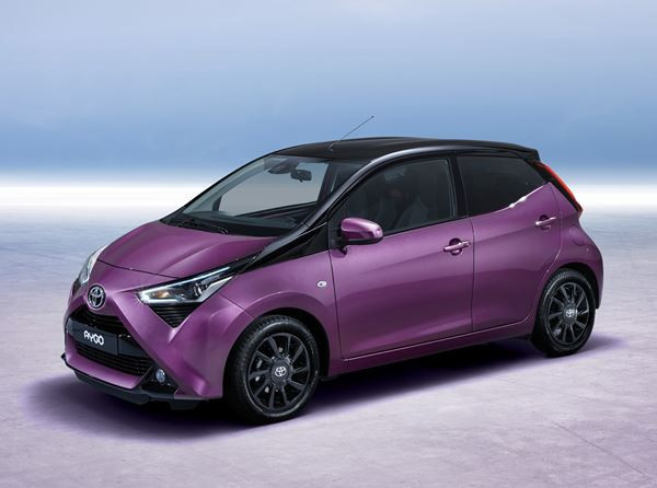 TOYOTA Aygo 5 portes - Présentation - Une mini-citadine cinq portes ...